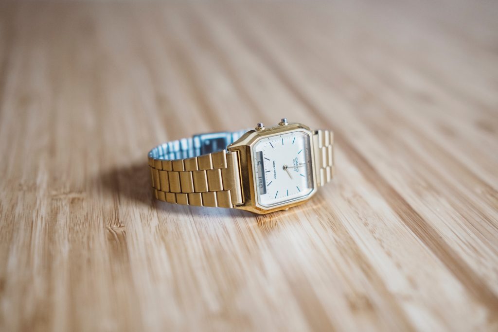 Montre analogique numerique deals
